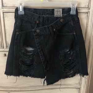 Light black denim vintage LF skirt